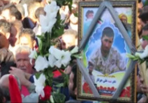 دانلود کلیپ گریه های بی امام فرزند شهید مدافع حرم علی جوکار