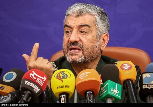 جزئیات دستگیری "رستگار سرخهای" پس از صدور حکم قضایی/دستگیری بهدلیل حضور در یک فساد اقتصادی بزرگ است/ حضور برخی سیاسیون در این پرونده فساد