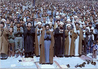 ویژگی امام جمعه و نماز جمعه جامع الشرایطی که دشمن هراس است