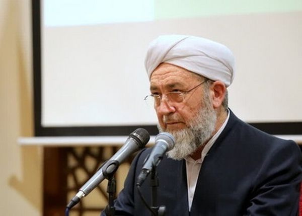 بصیرت رهبری و وحدت ملت ضامن پیروزی است