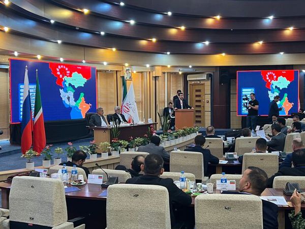 معاون هماهنگی امور اقتصادی استاندار گلستان گفت: ما در استان گلستان آمادهایم سریعترین امکان ترانزیتی کالاهای روسیه و تاتارستان را به هندوستان و سایر کشورهای منطقه فراهم کنیم.