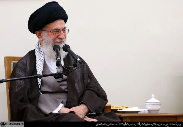 نگرانی رهبرانقلاب از کم‌توجهی به تداوم دشمنیِ دشمنان+تصاویر
