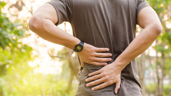 پیشگیری و تسکین کمردرد فقط با چند تمرین ساده