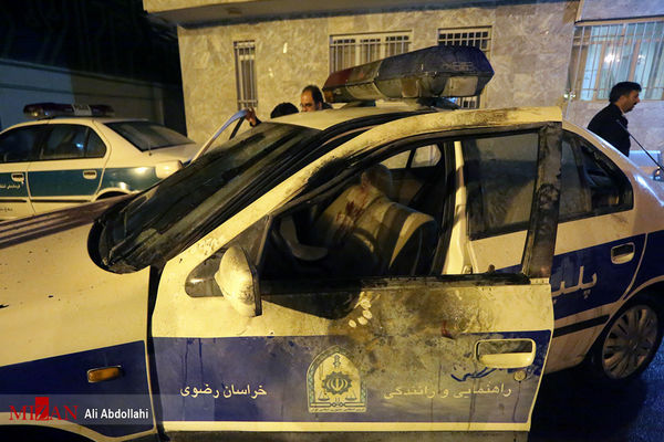 پرتاب نارنجک دستی داخل ماشین نیروی انتظامی در مشهد + عکس