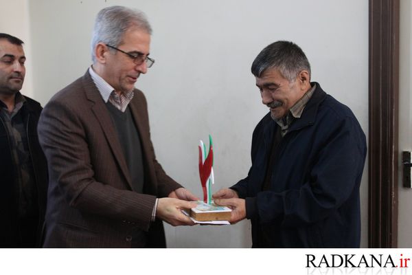 دیدار مسئولین کردکوی با جانباز آزاده ای که ۱۰ سال در بند اسارت بود+تصاویر