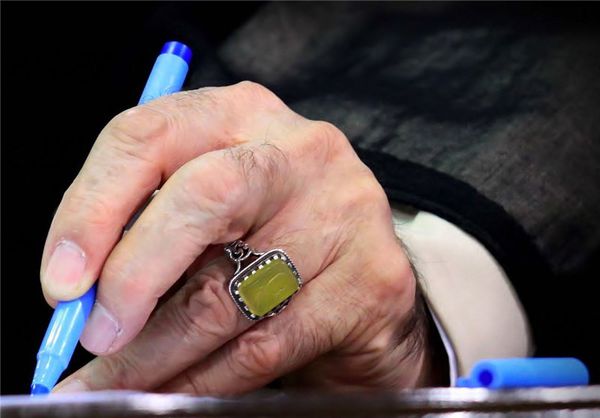 فتوای رهبرانقلاب درباره آغاز سال جدید و ایام نوروز