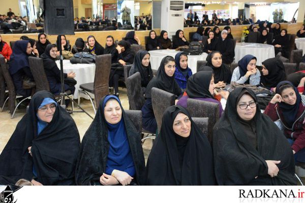 برگزاری مراسم تجلیل از پذیرفته شدگان کنکور ۹۵ در کردکوی+تصاویر