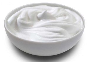  در پاییز روزانه یک لیوان ماست بخورید