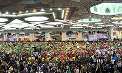 دانلود کلیپ استقبال 300 هزار نفری از رئیسی در مصلی