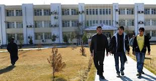 وضعیت دانشگاه گلستان مانند ایران بعد از مشروطه است