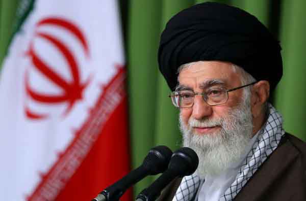 نگاهی گذرا به زندگینامه‌ی امام خامنه ای(مدظله العالی)