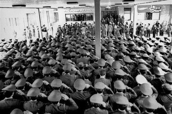 فیلم/ چه کسانی به دنبال انحلال‌ارتش بودند؟