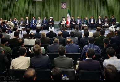 رهبر معظم انقلاب: نگران زبان فارسی‌ام