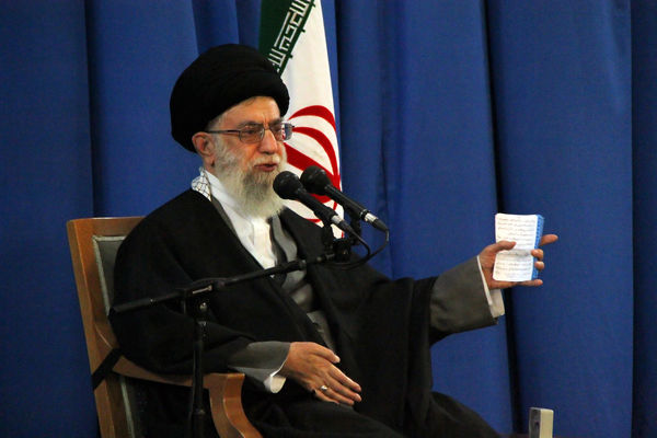 گزیده‌ای از بیانات رهبر انقلاب درباره حرکت پیاده‌روی اربعین 