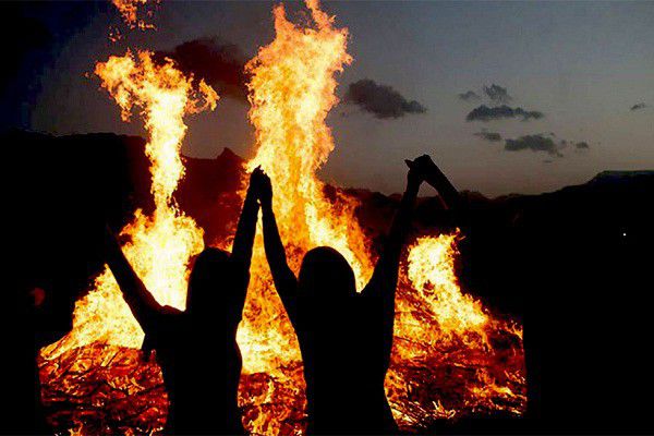 آتش چهارشنبه سوری به جان سلامت خانواده ها می افتد/سلامتی فدای هیجان گذرا نشود