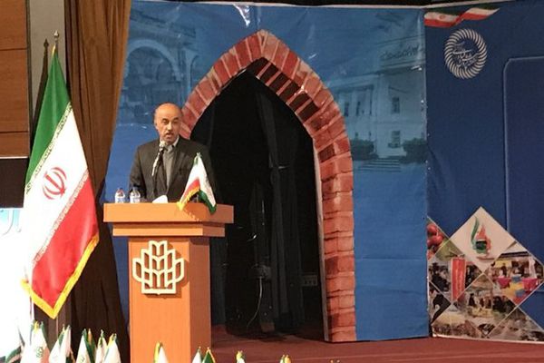 ظرفیت علمی کشور توانایی حل مشکلات را دارد