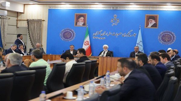 بازگشت مالکیت موج‌های آبی به سهامداران واقعی