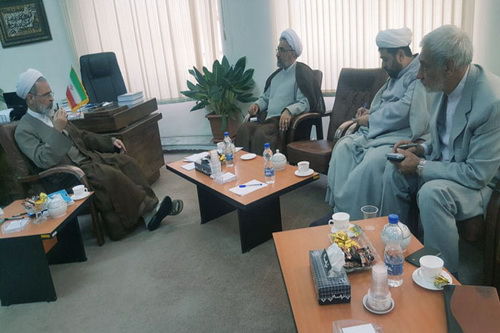 دیدار حجت الاسلام والمسلمین تقوی با آیت الله اعرافی 