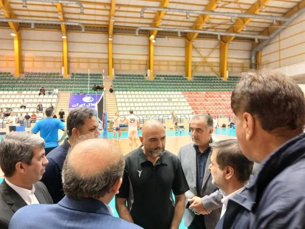 استقلال گنبدکاووس پر قدرت در لیگ برتر والیبال