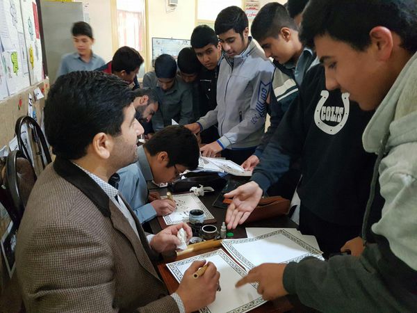 برگزاری نمایشگاه مشترک خوشنویسی و نقاشی‌خط در گالیکش