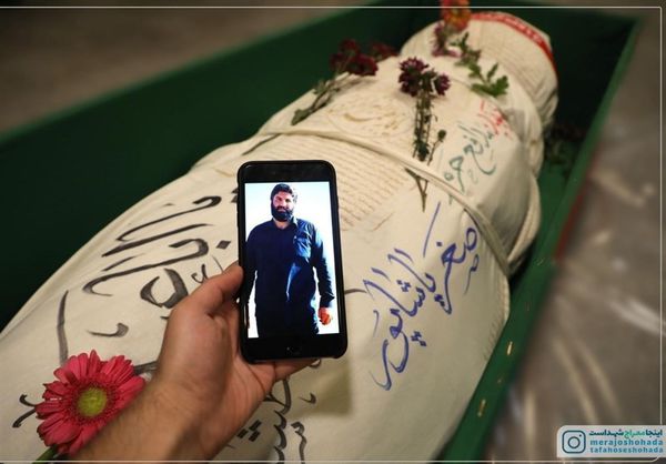 فیلم/ پیکر مطهر شهید پاشاپور در معراج شهدای تهران
