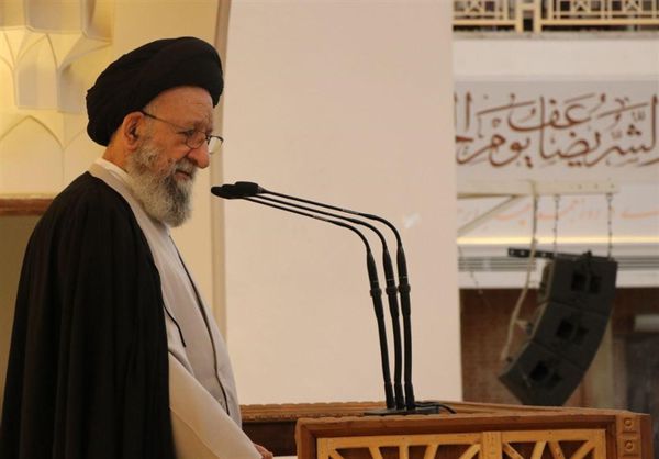  آیت الله نورمفیدی: کشورهای جنگ‌طلب به دنبال جدا کردن ملت سوریه و ایران هستند 