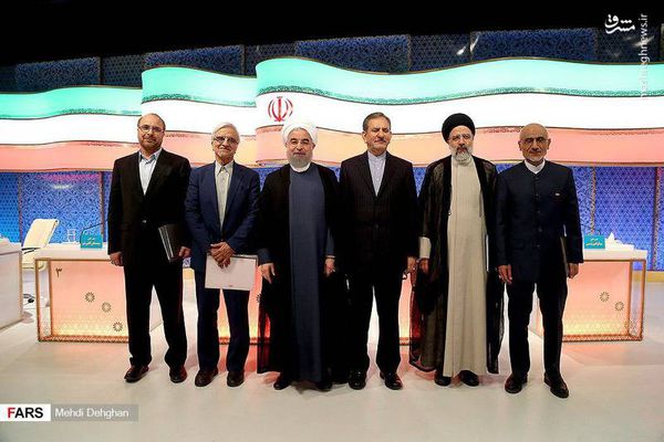 عکس یادگاری کاندیداها پس از آخرین مناظره