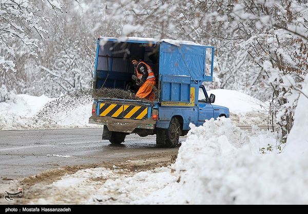 تردد در محورهای کوهستانی گلستان فقط با زنجیرچرخ امکانپذیر است
