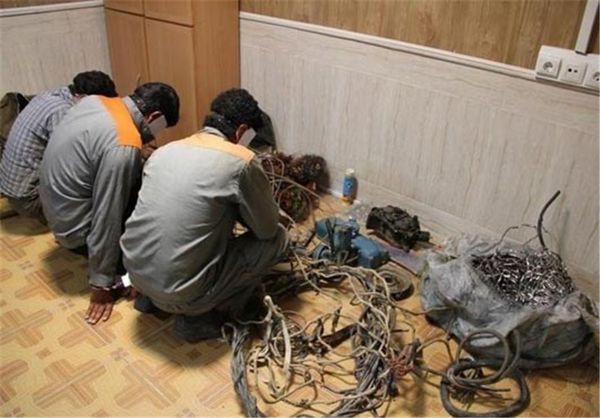 باند سارقان کابل برق شمال و شرق کشور در بندترکمن دستگیر متلاشی شد
