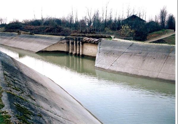 ۸۰۰ هکتار شبکه آبیاری و زهکشی در استان گلستان اجرا شد