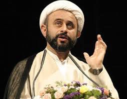 نقویان: با خواندن دعای «اللهم کن لولیک» در سازمان ملل، شوق دیدار ولیعصر ایجاد نمی‌شود