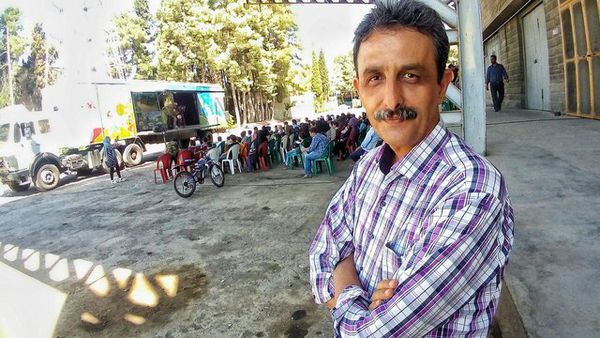 تریلی تئاتر سیار خسته است و نیاز به بازنشستگی دارد