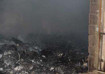 حریق انبار ضایعات در گلستان +‌ تصاویر