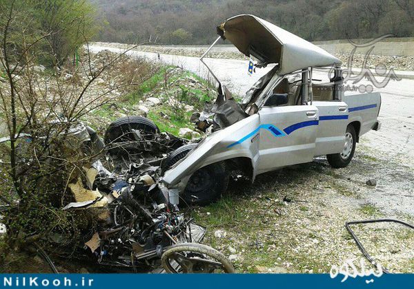 تصادف مرگبار تریلر 18 چرخ با مزدا وانت در پارک ملی گلستان + تصاویر