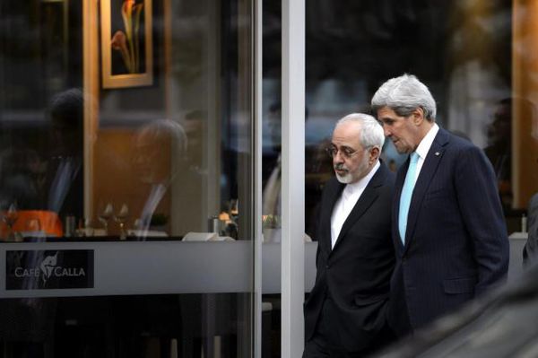 آقای روحانی! فرصت دادن به امریکا برای تدارک شوی تبلیغاتی علیه انقلاب اسلامی را تمام کنید