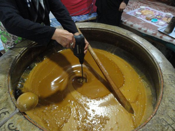 کارگاه پخت نیشکر در شهرستان بندرگز+عکس