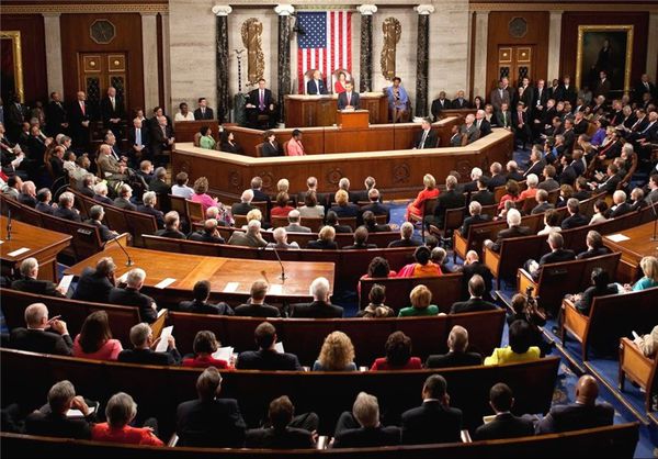 سنا آمریکا بدون رای مخالف  طرح تمدید تحریم‌های ایران را تصویب کرد 