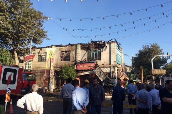 حریق در تکایای قدمگاه حضرت ابوالفضل (ع) گرگان/ آتش سوزی اطفا شد