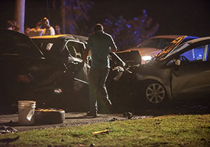 فیلم / تصادف سه خودرو به دلیل تغییر مسیر ناگهانی