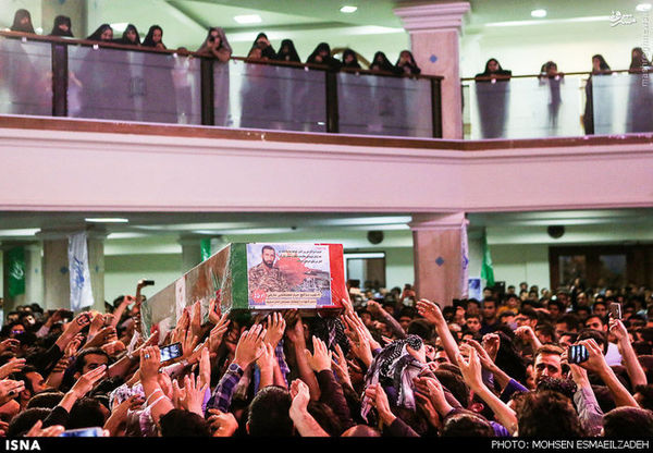 وداع با شهدای مدافع حرم در دانشگاه فردوسی مشهد+تصاویر