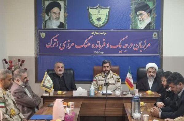 تردد روزانه ۶۰ دستگاه کامیون ترانزیت از پایانه مرزی اینچهبرون