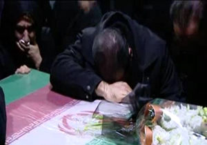 دانلود وداع خانوادهها با پیکر آتشنشانان در معراج شهدا