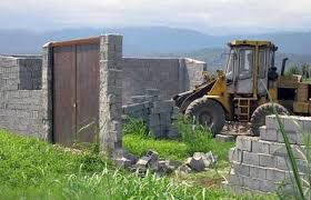 ۱۴ بنای غیر مجاز در اراضی رامیان تخریب شد