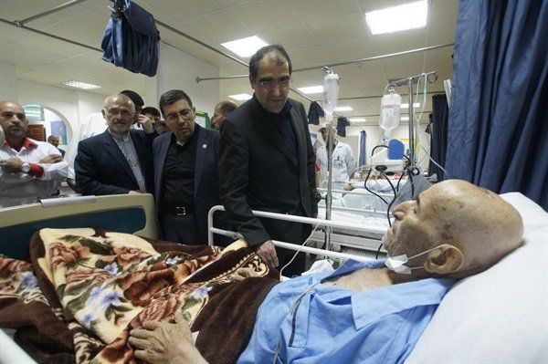 ملاقات هاشمی با مجروحین مِنا+عکس