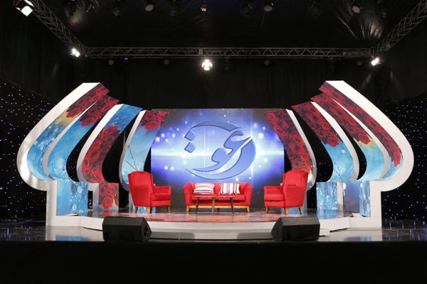 دانلود کلیپ خواستگاری علی صالحی از پرستو صالحی در دعوت