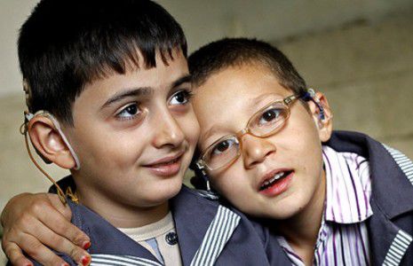 تحصیل ۱۹ کودک ناشنوای گنبدی در مدارس عادی با تربیت شنوایی