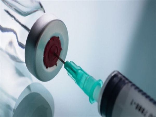 آغاز مرحله انسانی آزمایش واکسن ایرانی کرونا با تزریق به ۳ داوطلب