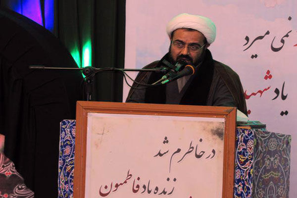 برگزاری مراسم یادواره شهدا کمتر از راه شهادت نیست/عمل کردن به غیر از نیت واقف در موقوفات به هیچ وجه جایز نیست