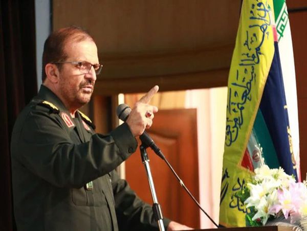 تبدیل تهدید به فرصت هنر انقلاب اسلامی است / عَلَم ولایت فقیه در کشور چهل سال افتخار آفرینی می کند