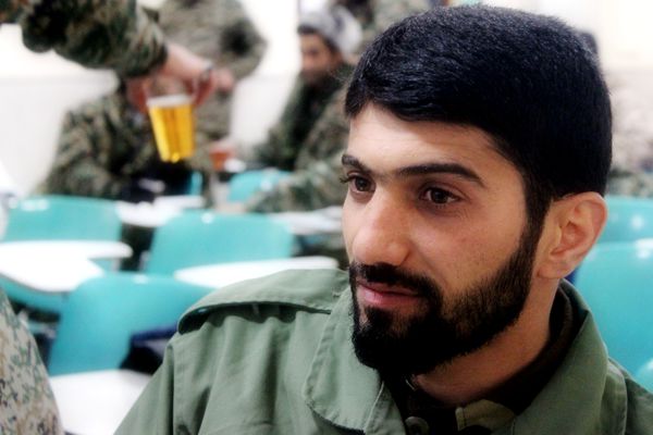 فیلم تشییع شهید مدافع حرم عمار بهمنی شهرک شهید محلاتی تهران/ 26 فروردین 95